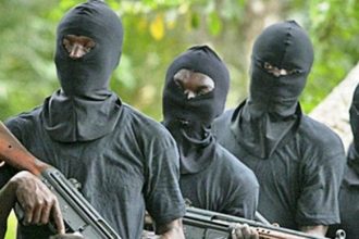 Bandits raze palace, abduct Emir's wives, children in Kwara