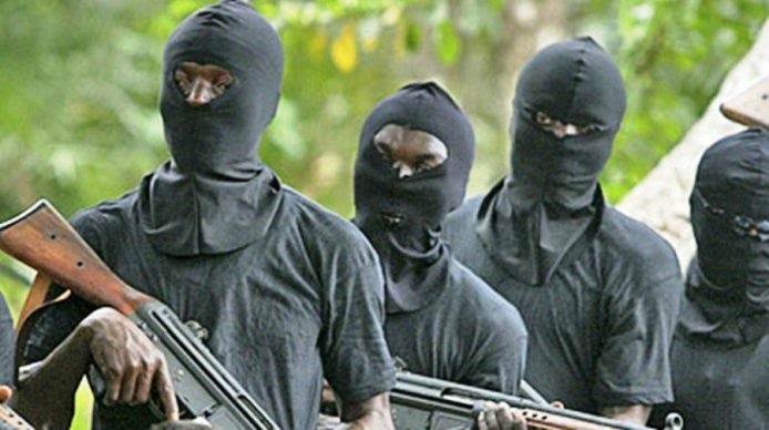 Bandits raze palace, abduct Emir's wives, children in Kwara