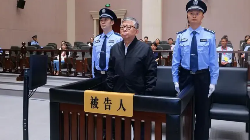 China sentences ex-official to death over $325m bribes
