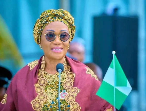Remi Tinubu defending akara comment and urging entertainers to support poor Nigerians