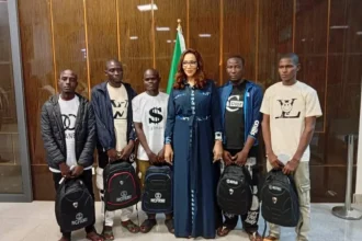 Five Nigerians rescued from detention at MACA Prison in Abidjan, Côte d'Ivoire, have been received by the Federal Government following months of diplomatic efforts.