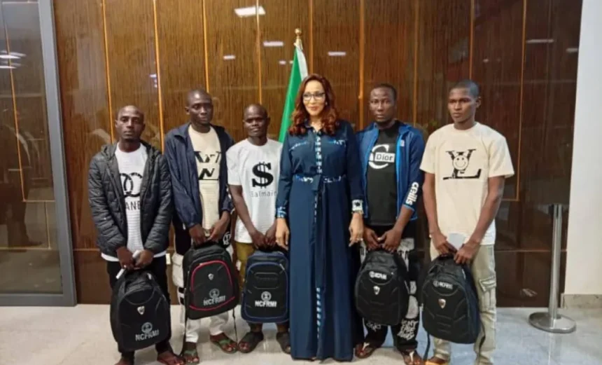 Five Nigerians rescued from detention at MACA Prison in Abidjan, Côte d'Ivoire, have been received by the Federal Government following months of diplomatic efforts.