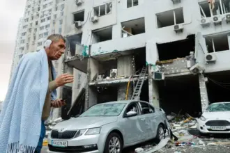 Ukraine missile shortage after Russian strikes on Kyiv buildings