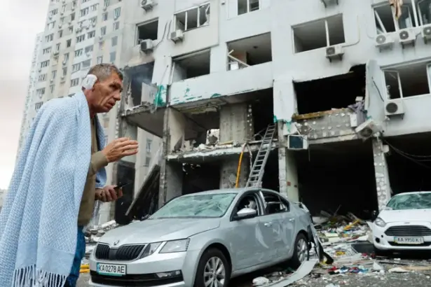 Ukraine missile shortage after Russian strikes on Kyiv buildings