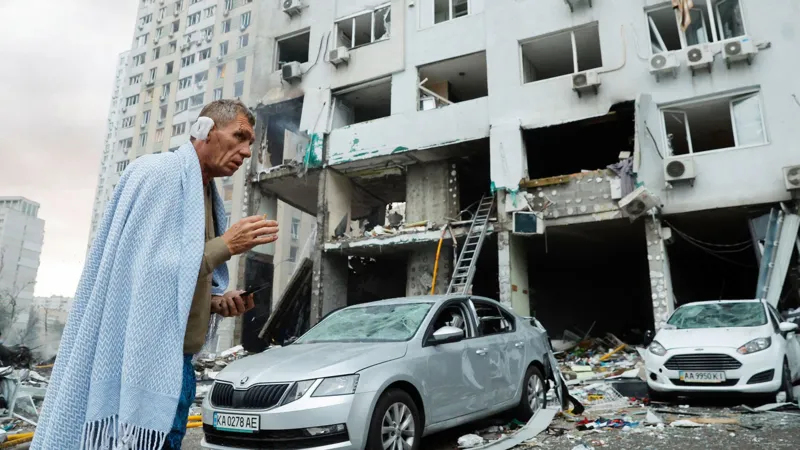 Ukraine missile shortage after Russian strikes on Kyiv buildings