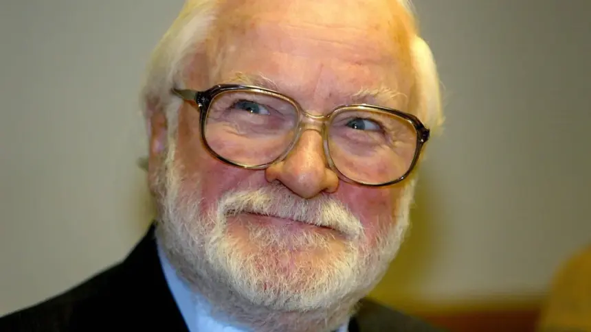 Ken Bates death announced by Chelsea after former chairman dies aged 94