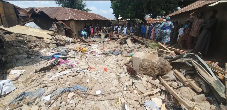 Emergency responders at the scene of a collapsed three-storey building in Ilorin, Kwara State