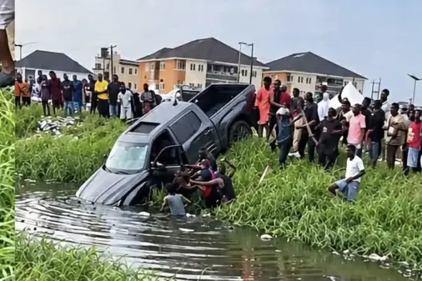 Damaged 2025 Toyota Tundra pickup allegedly driven away from a Lagos car dealership